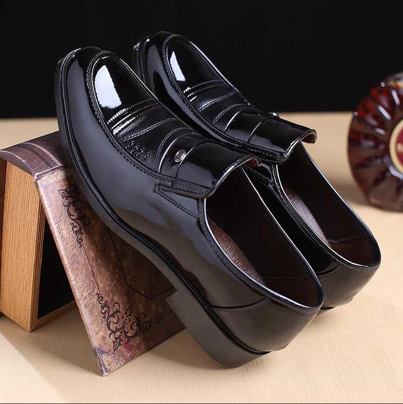 Men's leather shoes British business formal shoes for young men men's casual shoes schoenen mannen: Black / 39