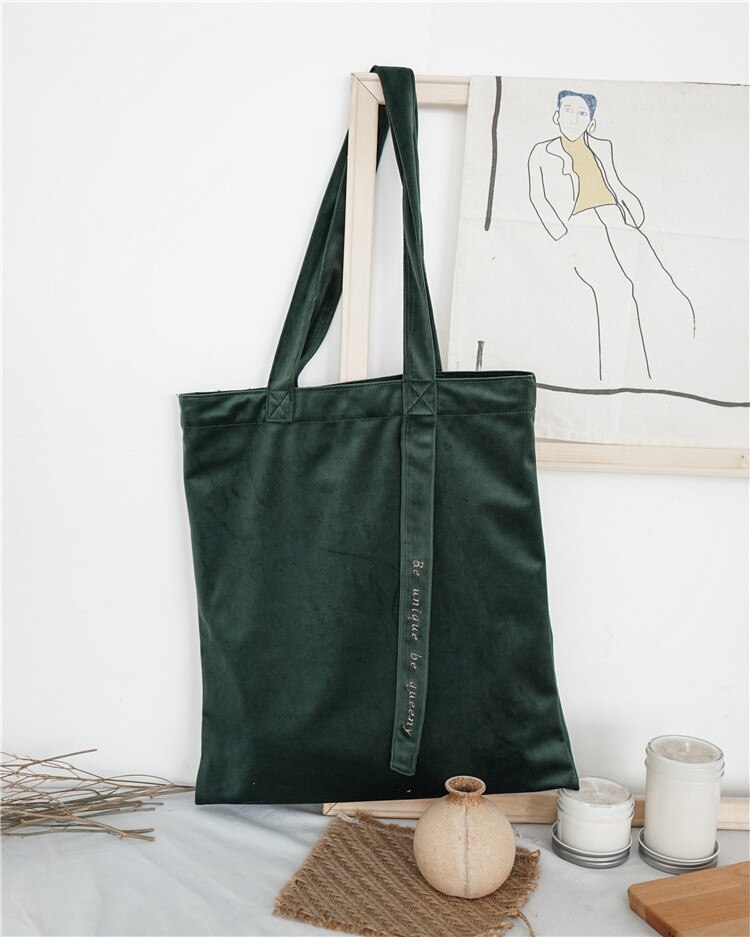 Rode fluwelen canvas tas met geborduurde letters, canvas tas met retro chic borduurwerk en lint: Groente