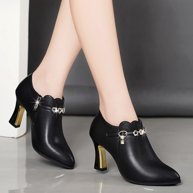 Plus Size Women Ankle Boots Winter Warm Plush Chain High Heels Dress Shoes Pointed Toe Black Booties Ladies Shoes 8377G: 8.5