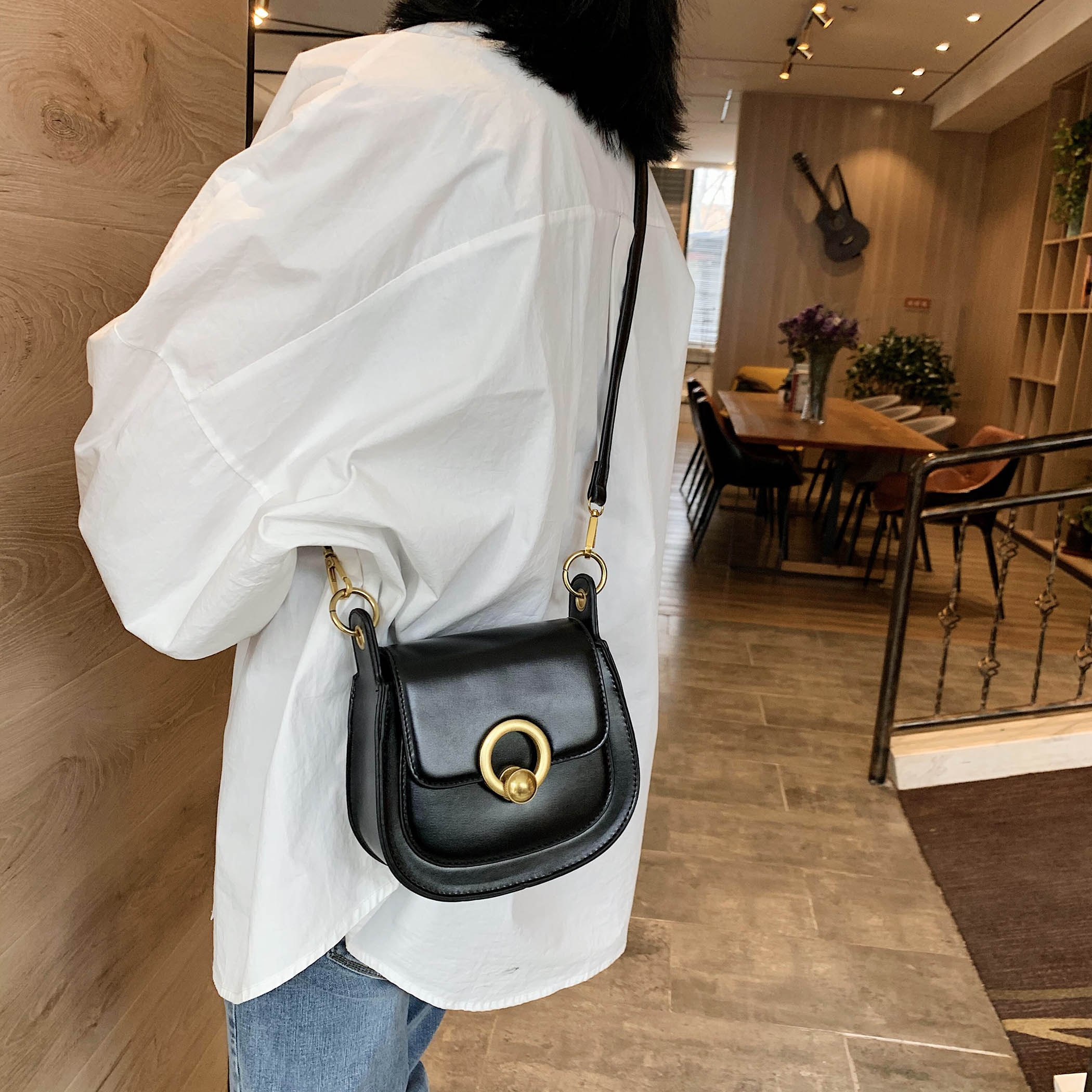 PU Leder Sattel Taschen Für Frauen Schulter Einfache Tasche Dame Einfarbig Solide Handtaschen