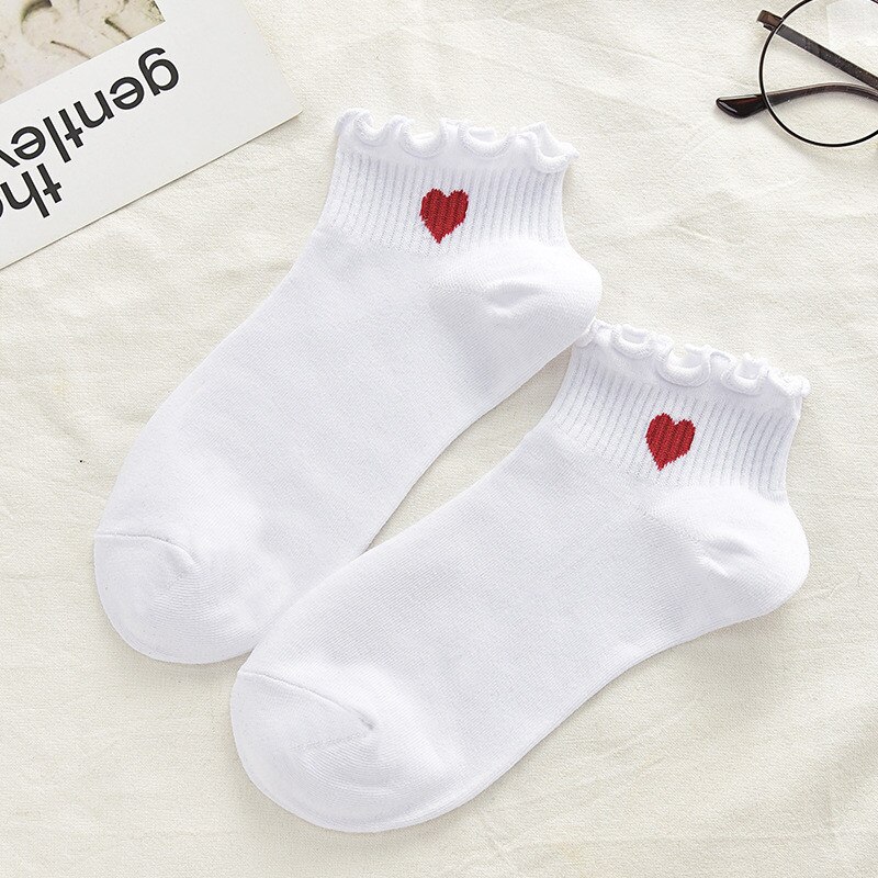 women cotton cusual White Black socks Girls cute crimped ankle socks Stripes Dots Heart short Socks 34-40: Heart White