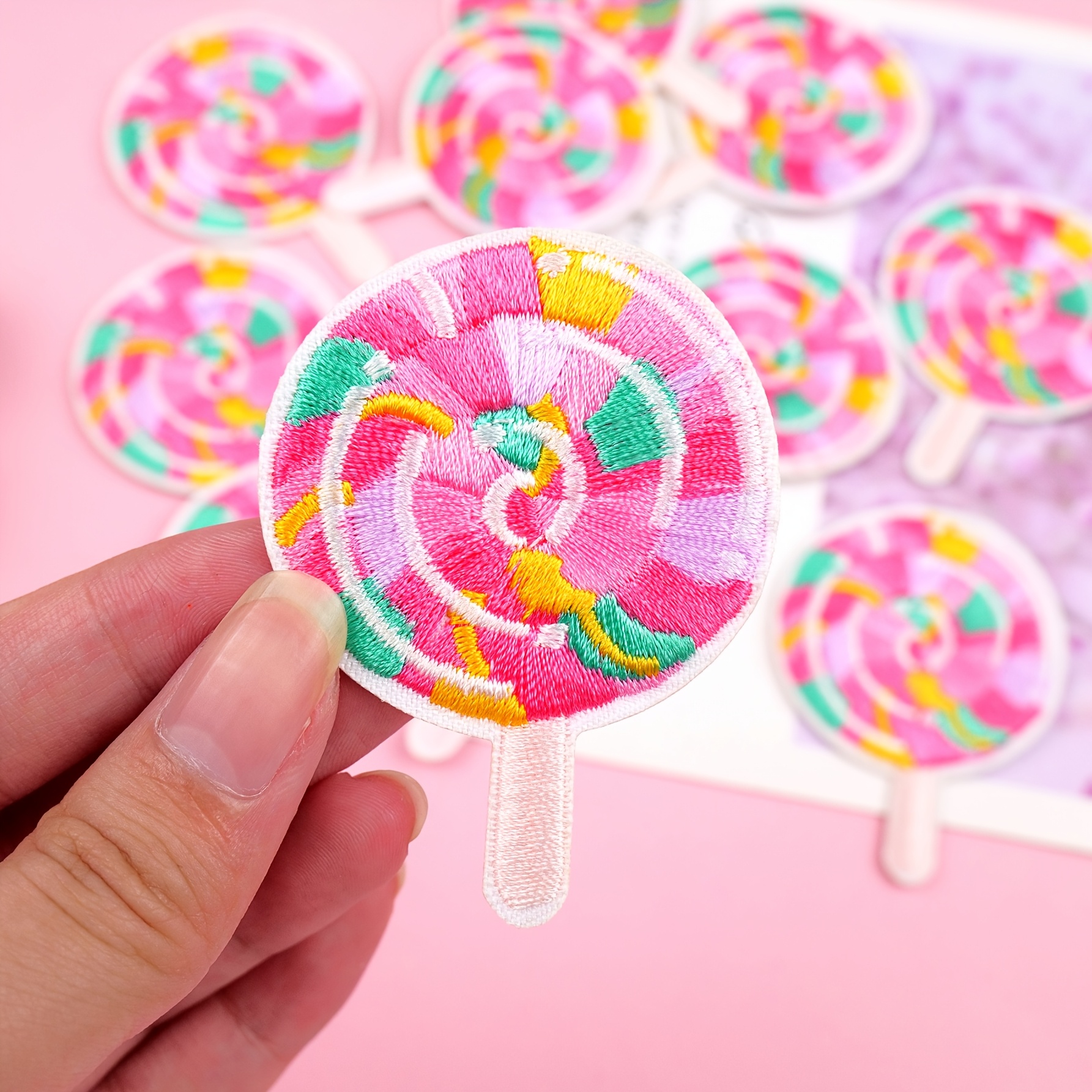 12pcs Colorful Lollipop Pattern Embroidered Patches, Suitable for Clothes and Bags, Ironing Mount Style, Woven Fabric, Patch