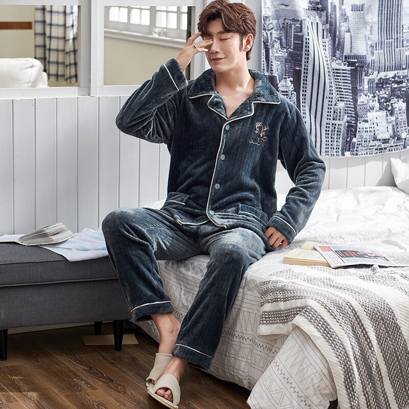 Pajamas For Men Winter Warm Coral Fleece Homewear Loose Two Piece Sets Long Sleeve Sleepwear Men Thick Flannel Fleece Pajama Set