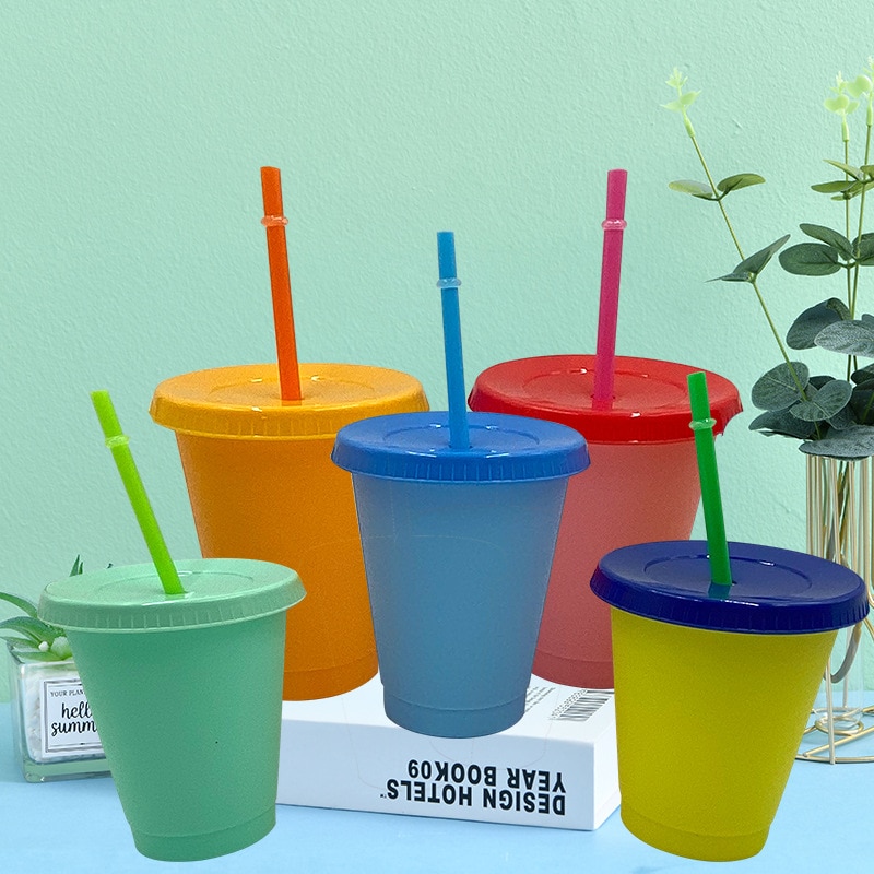 Color Changing Cold Drink Cups Reusable Temperature-Sensitive Plastic Colorful Coffee Cup with Lids and Straws 480ML