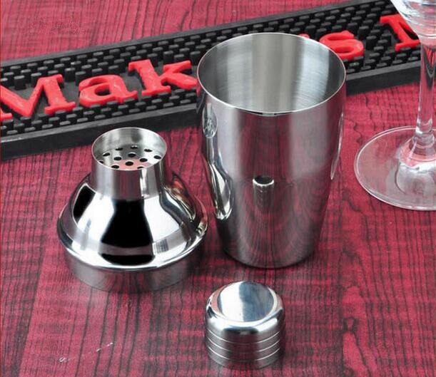 1 PC Wijn Shaker Bar Gereedschap Rvs Martini Cocktail Shaker Mixer Bar Voor Zowel Professionele en Thuisgebruik OK 0430