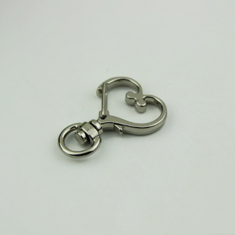 Gancho a presión con forma de corazón metálico, Clips de estilo, para portón de primavera, correa de cuero para mascotas, llavero de cincha, 1 Uds.: Plata antigua