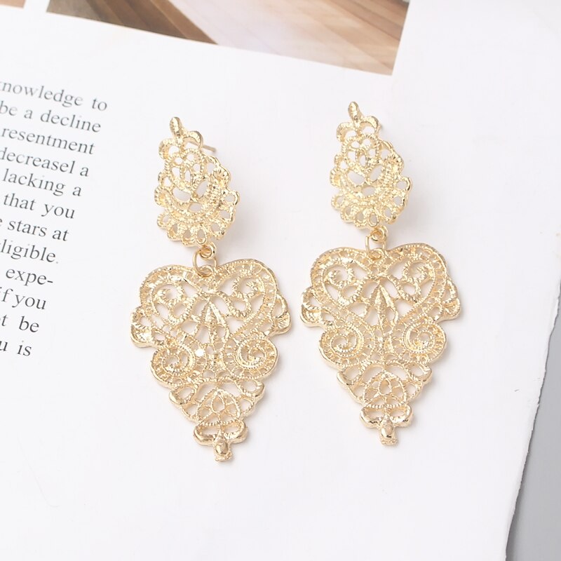 Retro Holle Boheemse Mode Blad Hanger Oorbellen voor Vrouwen Eenvoudige Legering Bloem Brincos Lange Sieraden Accessoires Meisje: Licht Geel Goud Kleur