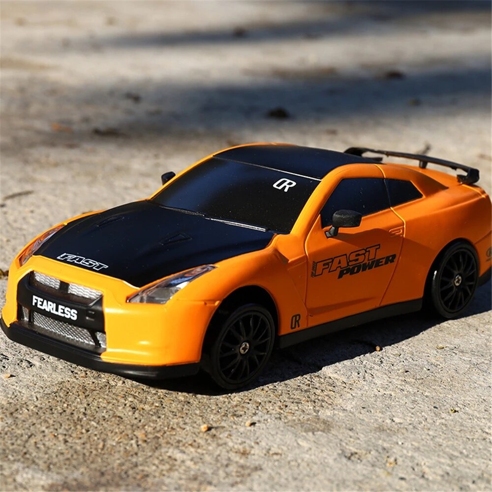 RC Racing Car Drift Car Toy 2.4G Rapid Drift Racing Car 15km/h Playing 20mins Remote Control AE86 GTR Model Vehicle Car