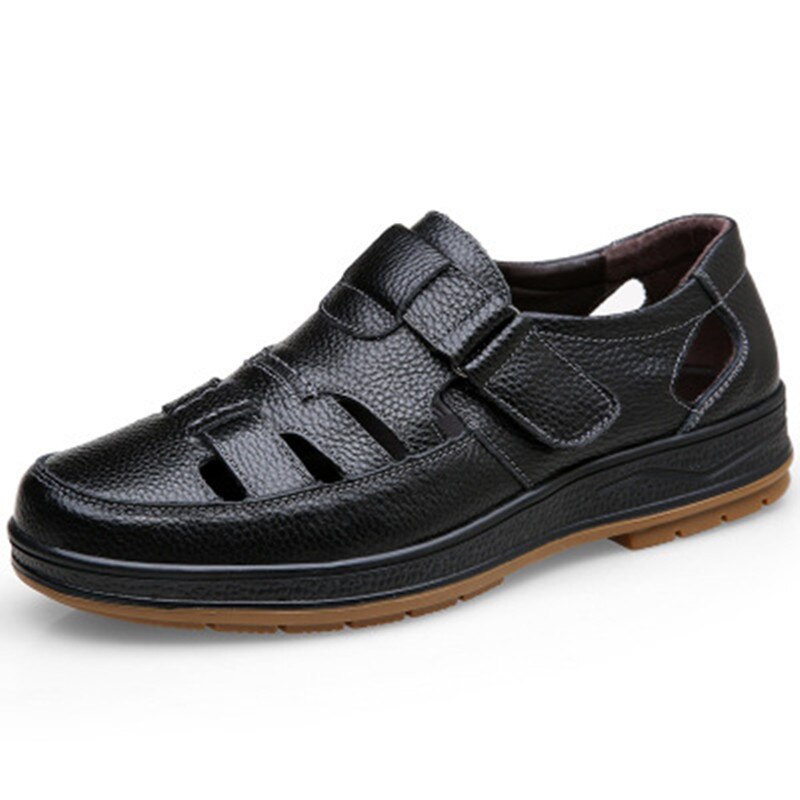 Verano huecos zapatos con agujeros respirables de tendón de carne de vaca fondo antideslizante sandalias medio-edad y ancianos papá Zapatos Baotou sandalias de cuero: Black / 39
