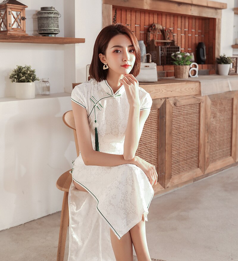 White Vintage Chinese Traditional Women Lace Qipao Plus Size 3XL Mandarin Collar Cheongsam Novelty Chinese Formal Dress