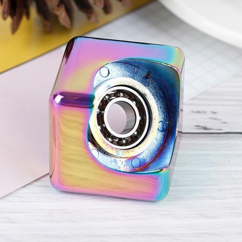 Kleurrijke Spinning Fidget Spinner Stress Relief Speelgoed Metalen Hand Spinner Stille Top Vinger Spinner Mannen Vrouwen