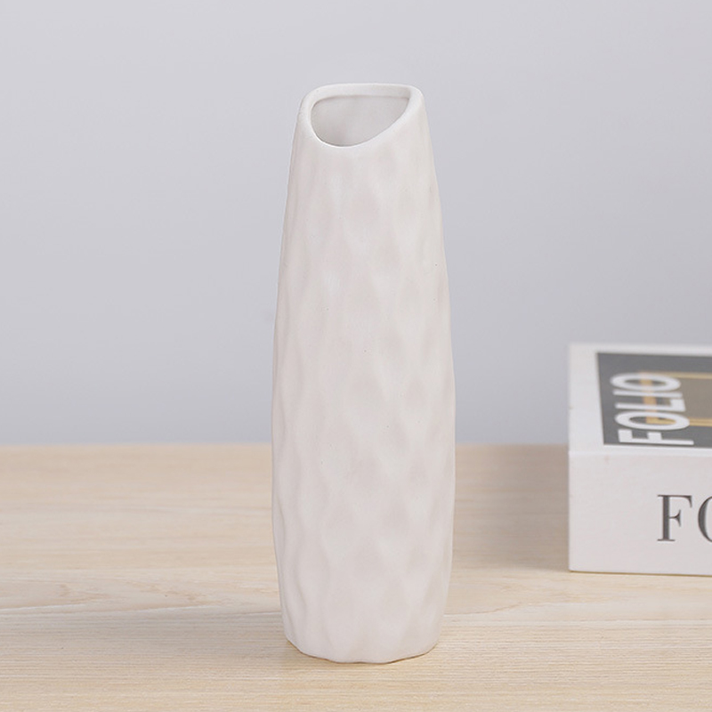 Vilead Keramik Weiß Vase nordisch Minimalismus Stil Kleine Elegante Vasen für Tisch Wohnzimmer Büro Balkon Ornamente für Hause