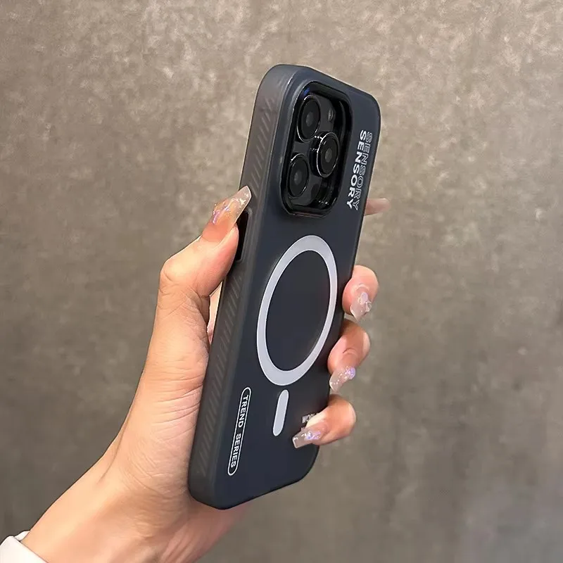 Para Magsafe funda magnética de armadura de para iPhone 16 ProMax 15 14 13 12 Pro Max Plus funda mate de carga inalámbrica cubierta de lente de Metal