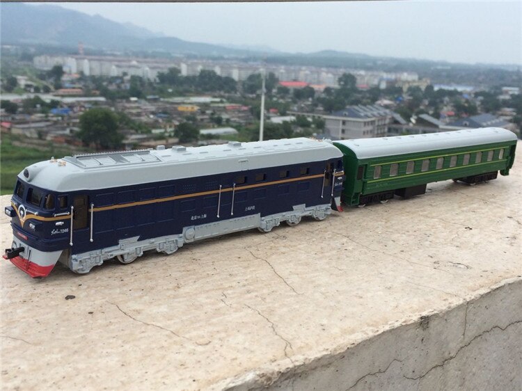 High simulation train model.1:87 scale alloy pull back Double train, passenger compartment,metal toy cars: 4