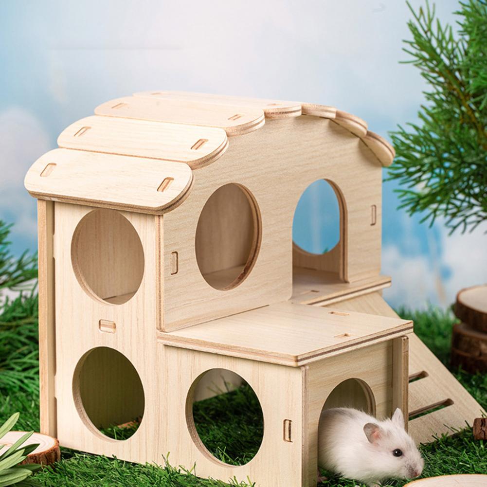 Hamsterhus i trä, gunga, sovbo, flera hål, andningsbart dubbelt lager, roliga leksaker, smådjurstillbehör
