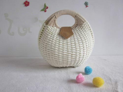 Bolso de mimbre hecho a mano para mujer, En forma de concha de mano de mimbre bohemio Bali, de , para verano: White