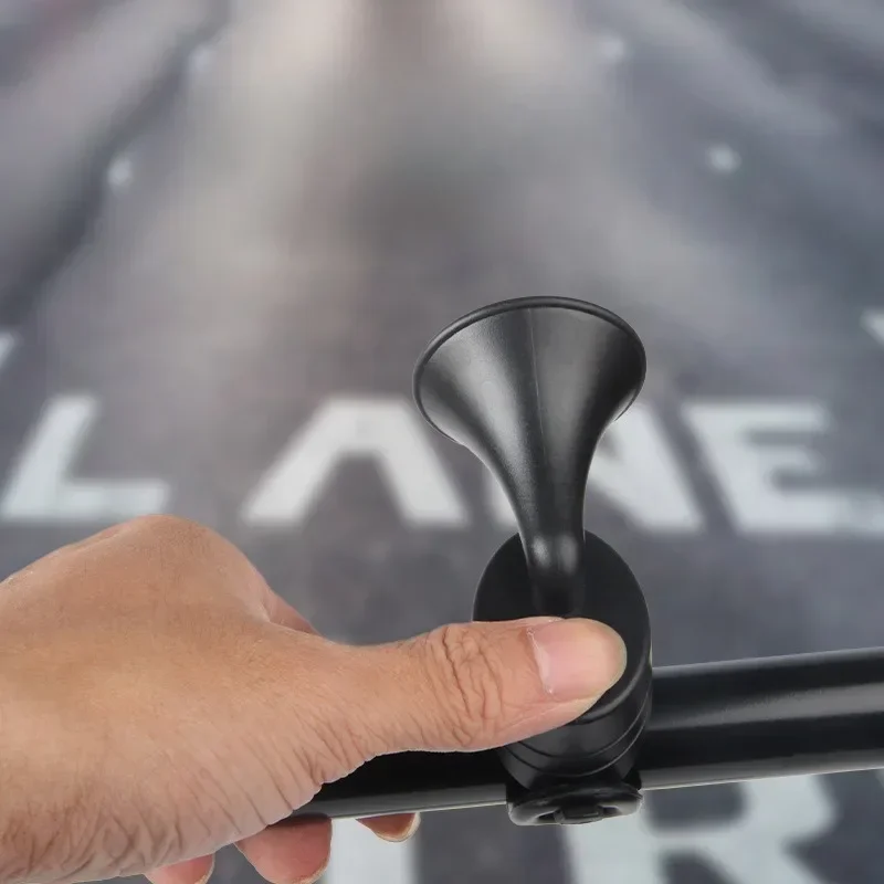 Clacson elettronico per bicicletta Clacson per bici elettrica 120dB Suono di avvertimento forte USB ricaricabile IPX4 Campanello per mountain bike da strada per scooter impermeabile