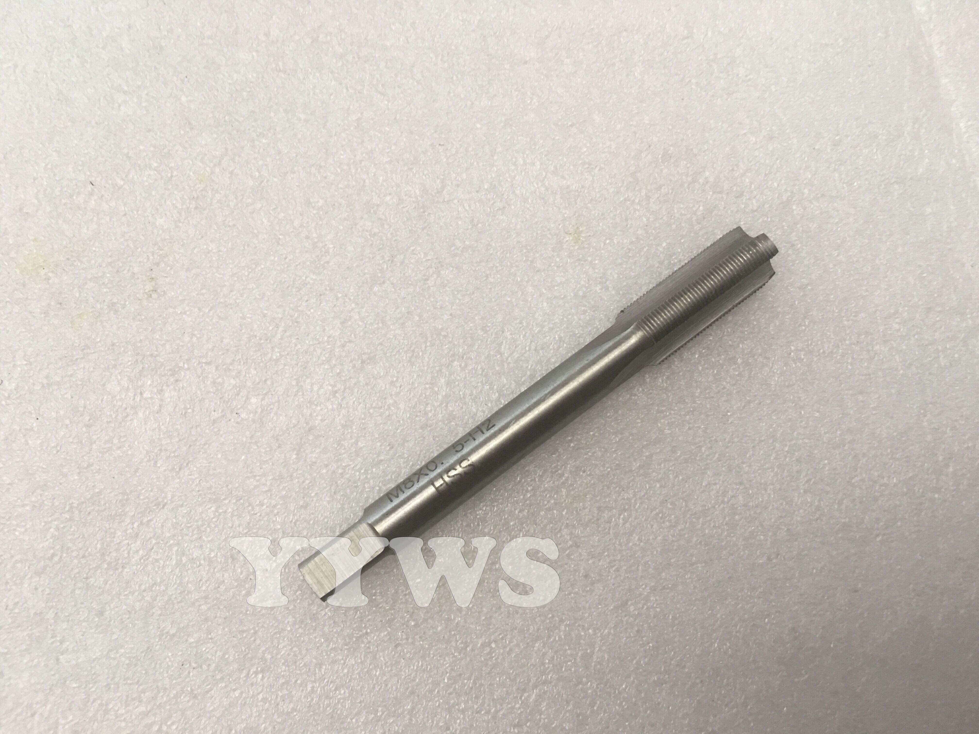 HSS Right Hand Machine Tap M8 0.5mm TPI Machine Metric Rigtht hand Tap M8×0.5 TPI