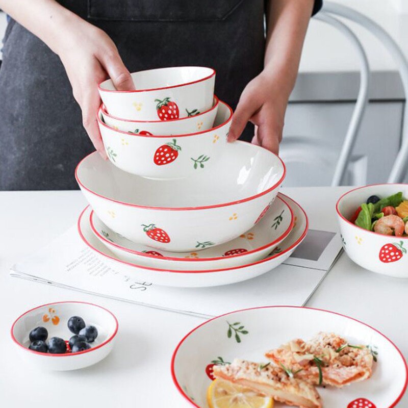 Assiette en céramique dessin animé Style nordique fraise Steak assiette alimentaire vaisselle bol Ins dîner plat haut de gamme porcelaine ensemble de vaisselle