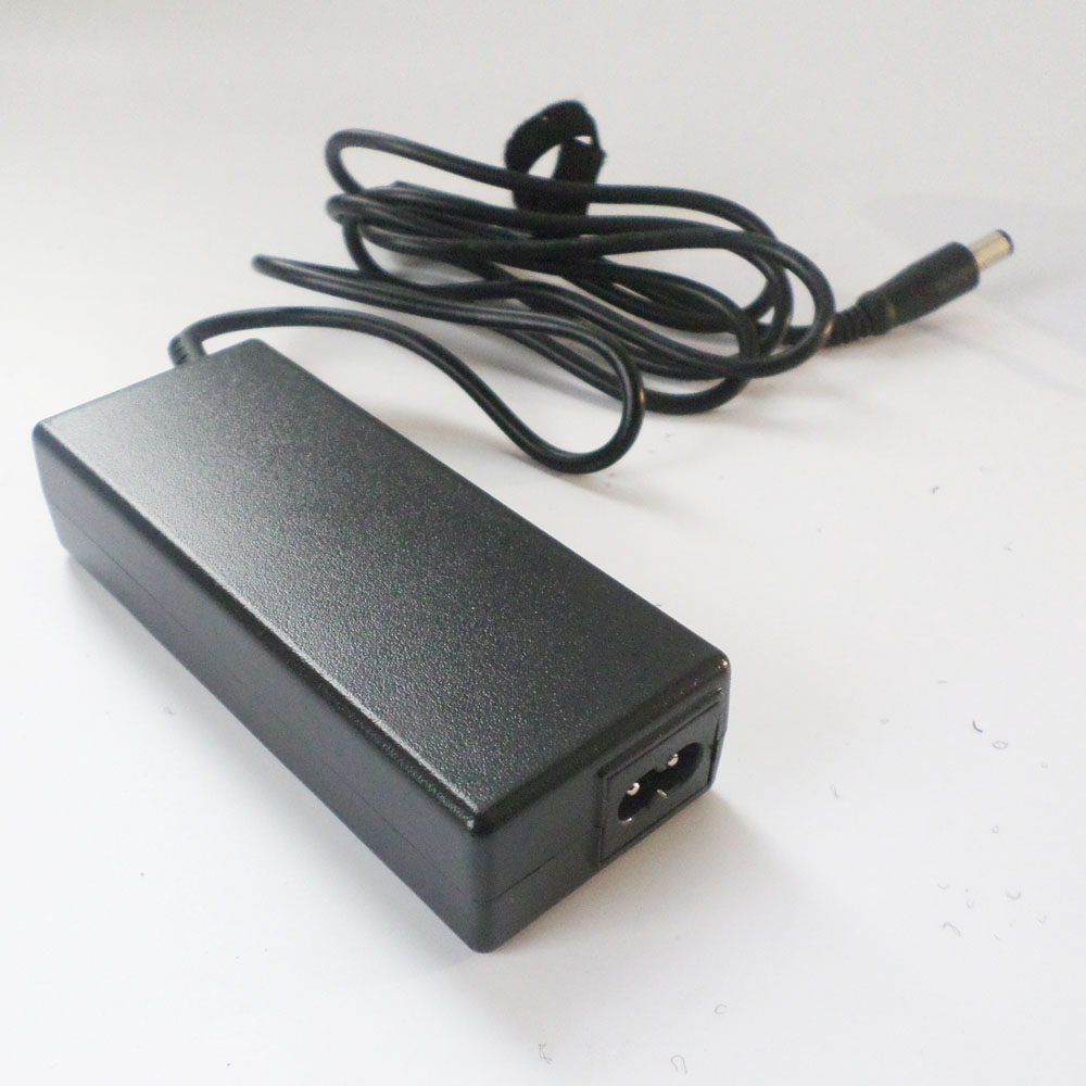 90 W adaptateur ac Battrey chargeur pour dell Vostro 2420 2421 2520 2521 3360 3460 3560 Alienware M11x M11x R2 M11x R3 alimentation