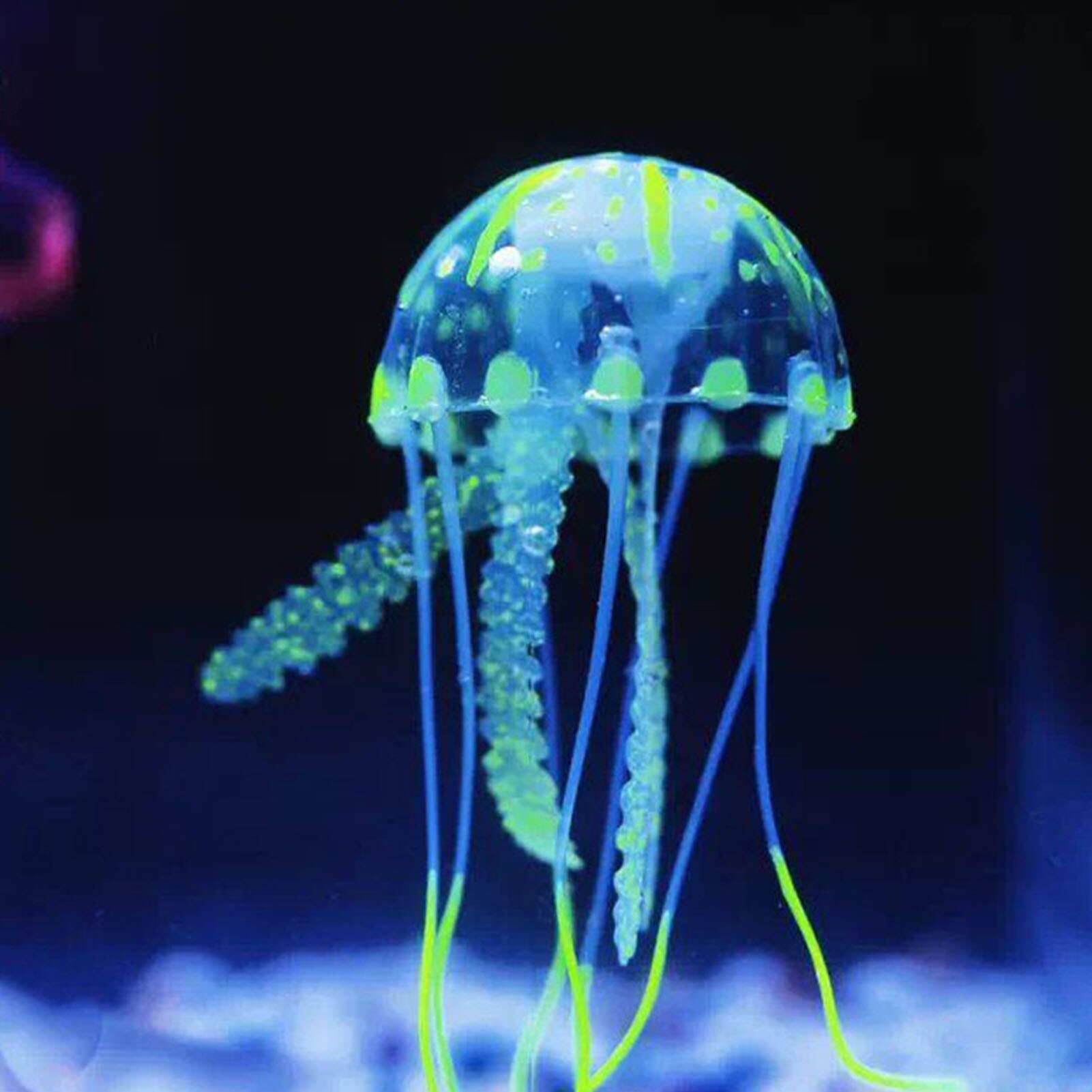 Fish Tank Landscaping Decorations Artificial Aquarium Glowing Jellyfish Fish Tank Mini Decoration
