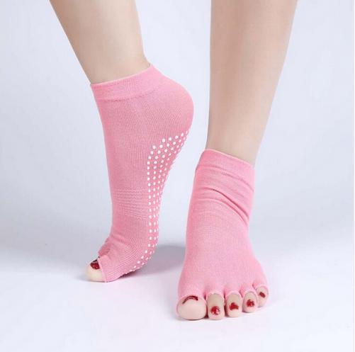 1 Pair Half Toe Yoga Socks Peep Toe Anti-Slip Pilates Ankle Grip Durable Five Fingers Socks: Pink