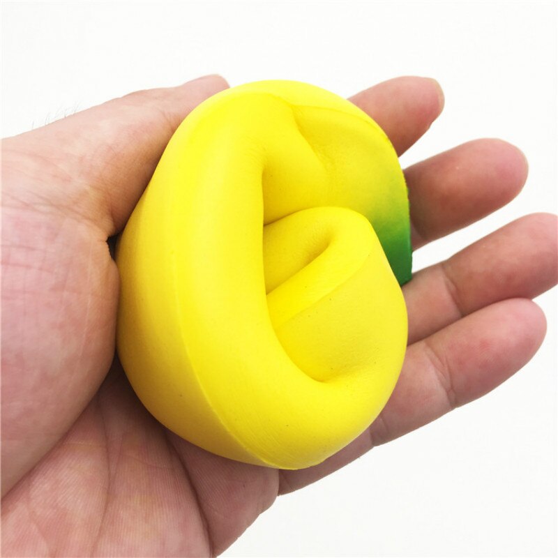 ZUCZUG Banane Squishy Langsam steigend Weihnachten Dekor Nette Jumbo Simulieren Telefon Riemen Anhänger quetschen betonen strecken Brot freundlicher