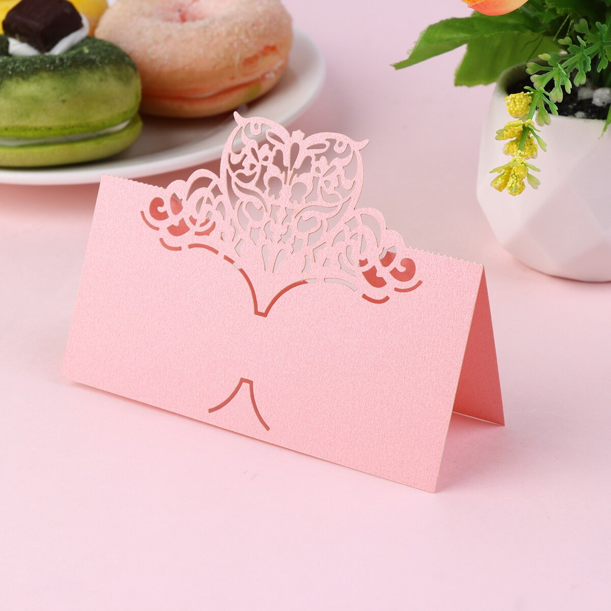 24Pcs Table Name Place Cards Wedding Party Favor Decor Cut - Size Large (Beige Golden)