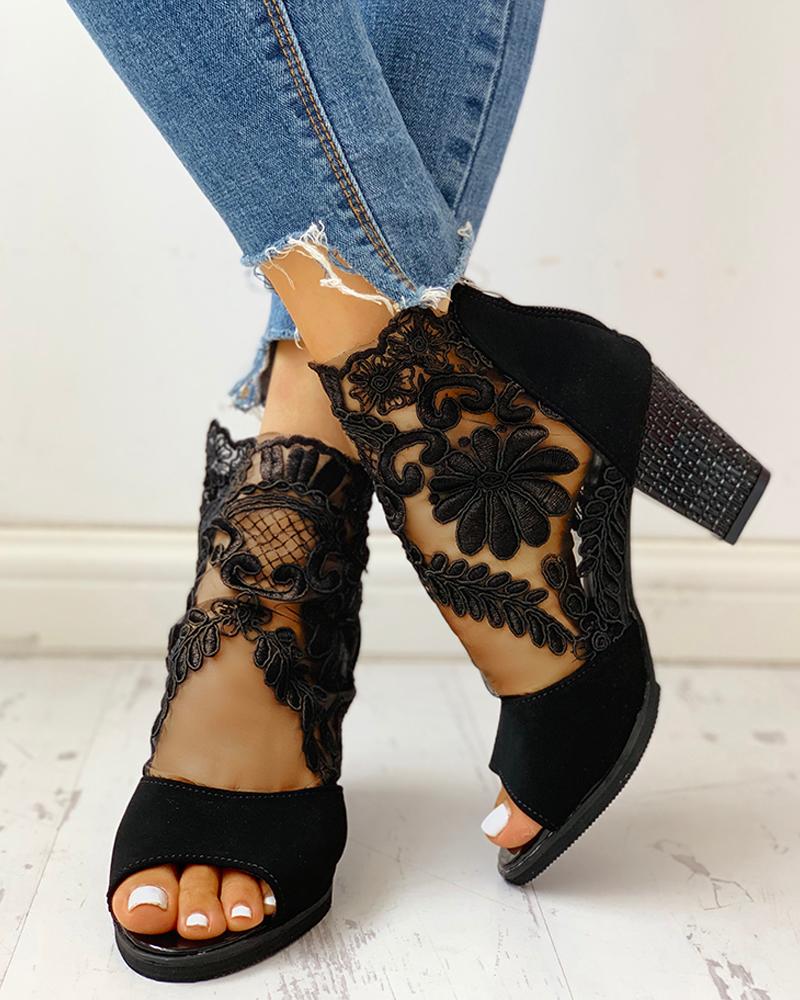 SHENGY femmes talons hauts Peep orteil dentelle fleur talon haut bride à la cheville Surface nette évider sandales