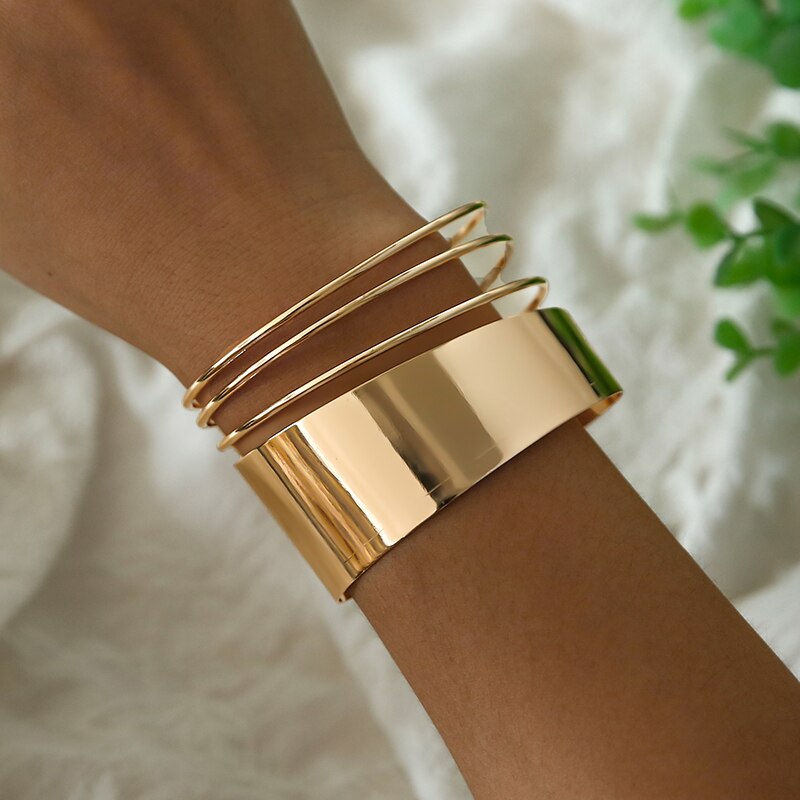 Mentale Punk Hard Armband Voor Vrouwen Bohemian Gold Kleur Manchet Bangle Inheemse Open Brede Draad Statement Hand Party Sieraden