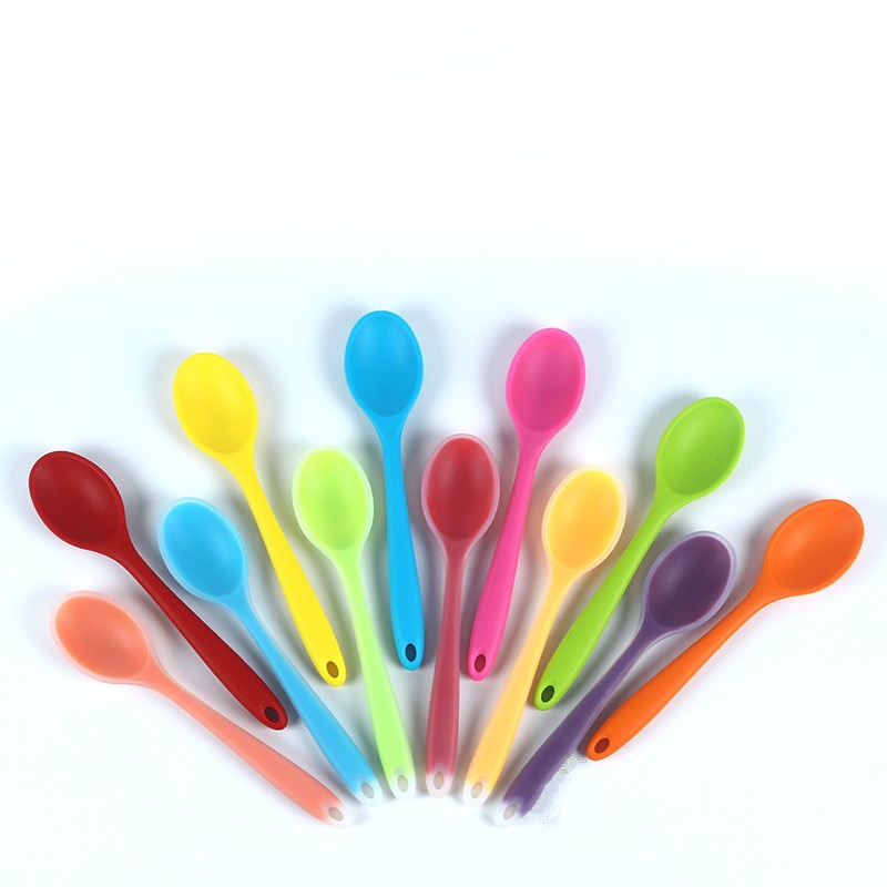Kleurrijke Mini Siliconen Lepel Pollepel Scoop Hittebestendige Lepels Keukengerei Koken Gereedschap Gebruiksvoorwerp Willekeurige Kleur