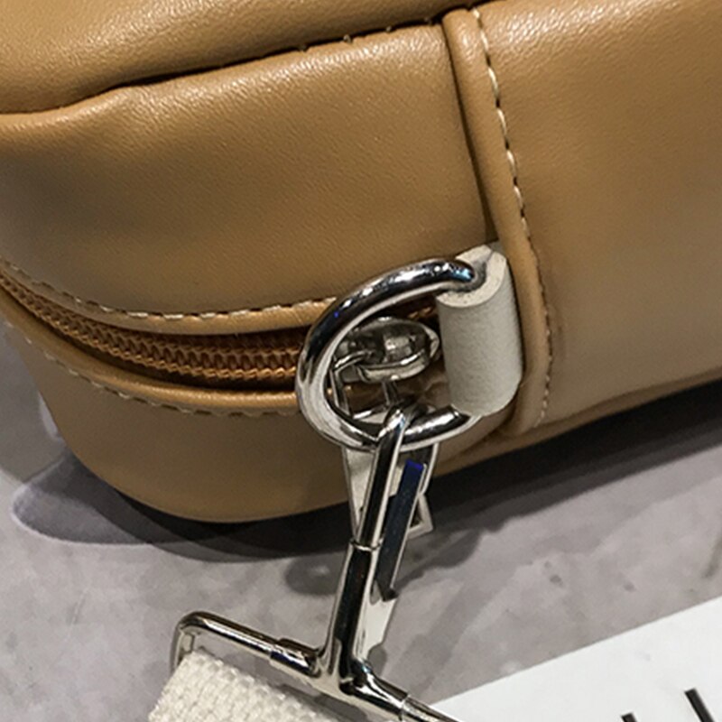 Laukku naisten nahka käsilaukut merkki yksinkertainen pieni neliö kirjain siisti tyttö käsilaukku olka crossbody naisten laukku