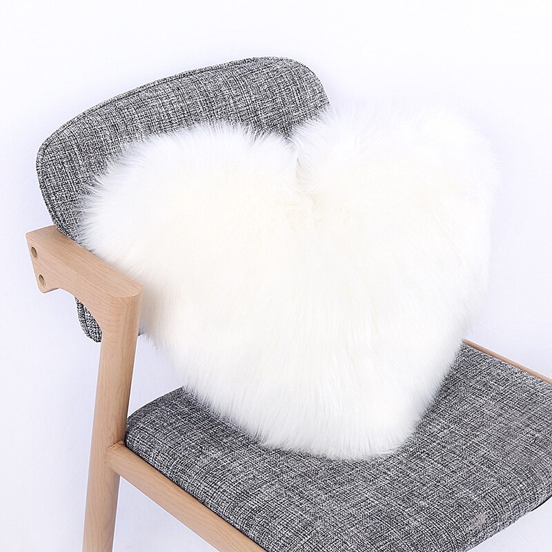 Simanfei Pelz Kissen Einsatz Weiche Plüsch Samt Liebe Herz Kissen Dekorative Weiß Nackenrolle Büro Stuhl Bett Kissen Zurück Kissen: Weiß / 40x50cm Kissenbezug