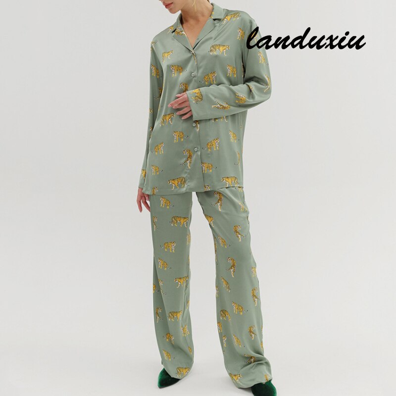 Hiloc – ensemble pantalon et pyjama pour femmes, vêtements de nuit en Satin, motif tigre, imprimé Animal, 2 pièces, pour la maison, 2022