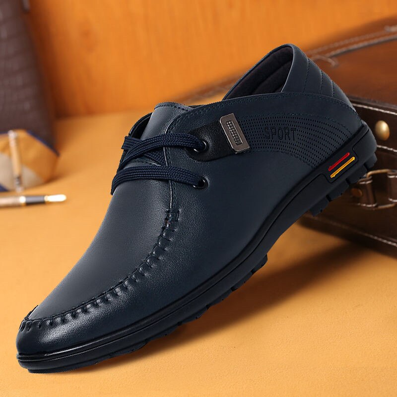 Herrekjole sko skinn menn fritidssko luksusmerke herre loafers mokkasiner pustende slip på svarte kjøresko: 3 / 10