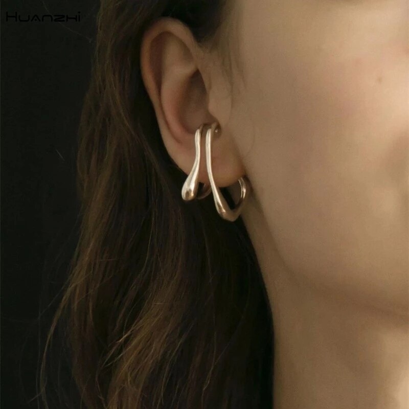 HUANZHI2020 Gold Metal Oor Manchet Oorbellen Zonder Piercing Geometrische Kraakbeen Oorbellen Voor Vrouwen Meisje Sieraden