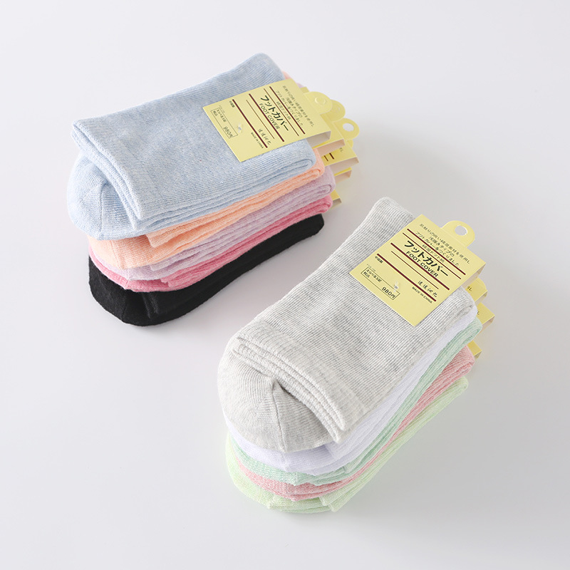 Simple Vrouwen Kleurrijke Solid Sokken Voor Meisjes Candy Kleur Mode Sokken Wit Zwart 100% Katoenen Sokken Famale Sokken vrouwelijke