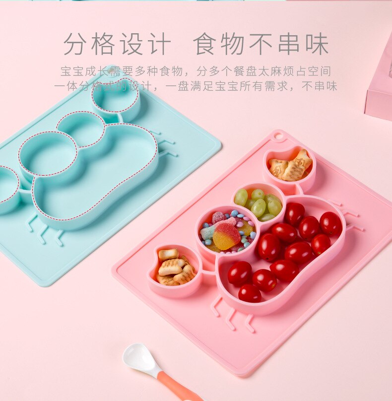 Children's Silicone Dinner Plate Integrated Cartoon Pattern SuppliesChild eating complementary food plate