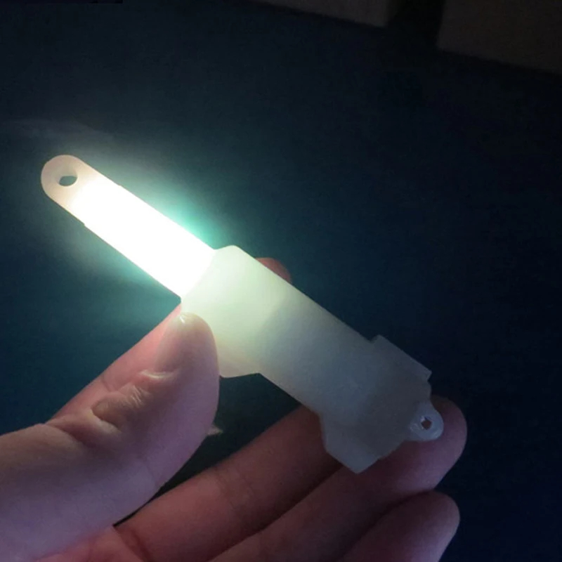 10 stks LED Vissen Lokken Licht Waterdichte Vissen Lamp Groen Rood Blauw Wit Lichtgevende Vis Aantrekken Licht voor Nachtvissen