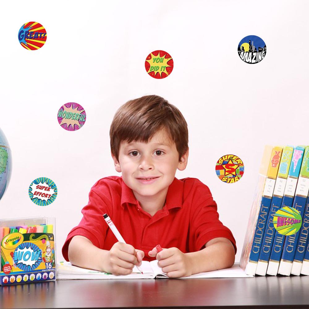 500pcs/roll English Stickers For Kids Teacher Reward Stickers School Classroom Supplies 1 inch 8 Designs Motivational Stickers