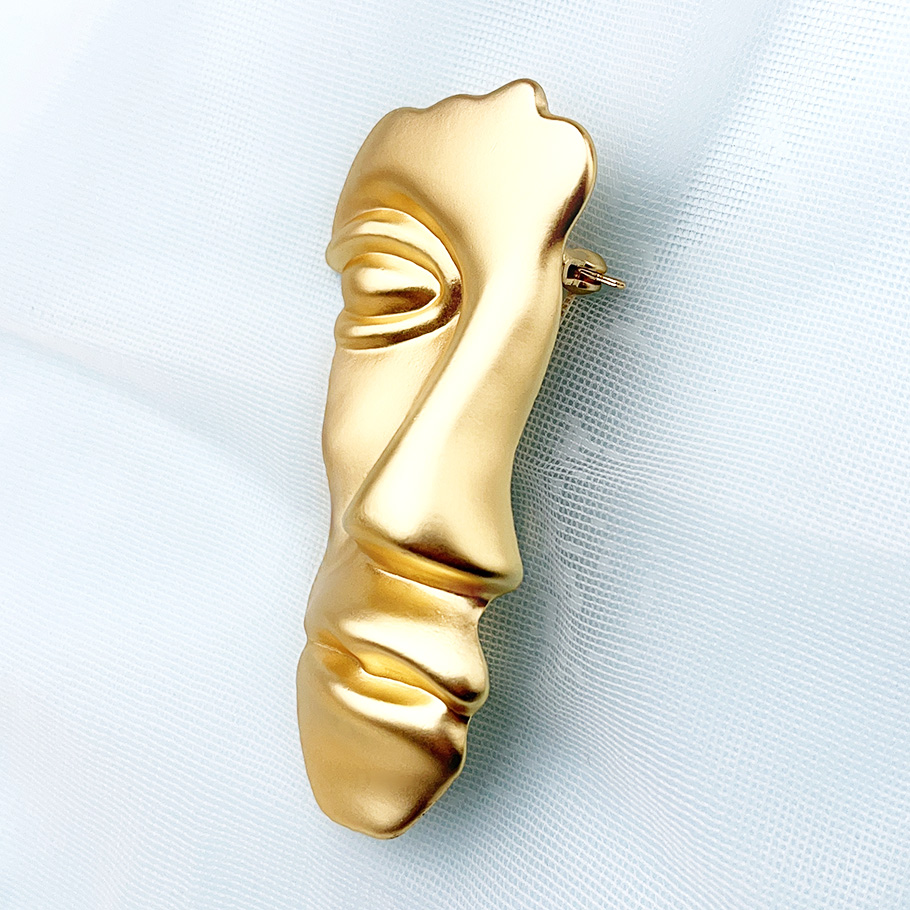 Broches de cara media humana exagerados de moderno para mujeres y hombres, alfileres de personalidad de Metal de Color dorado, decoraciones para fiestas diarias