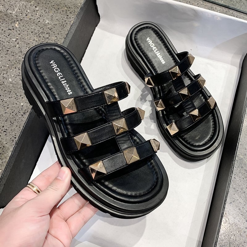 Feminine Slipper Pop Rivet Slipper Muffin Comfortable Platform Medium Heel Open-toe Slipper for Leisure Outdoor Beach