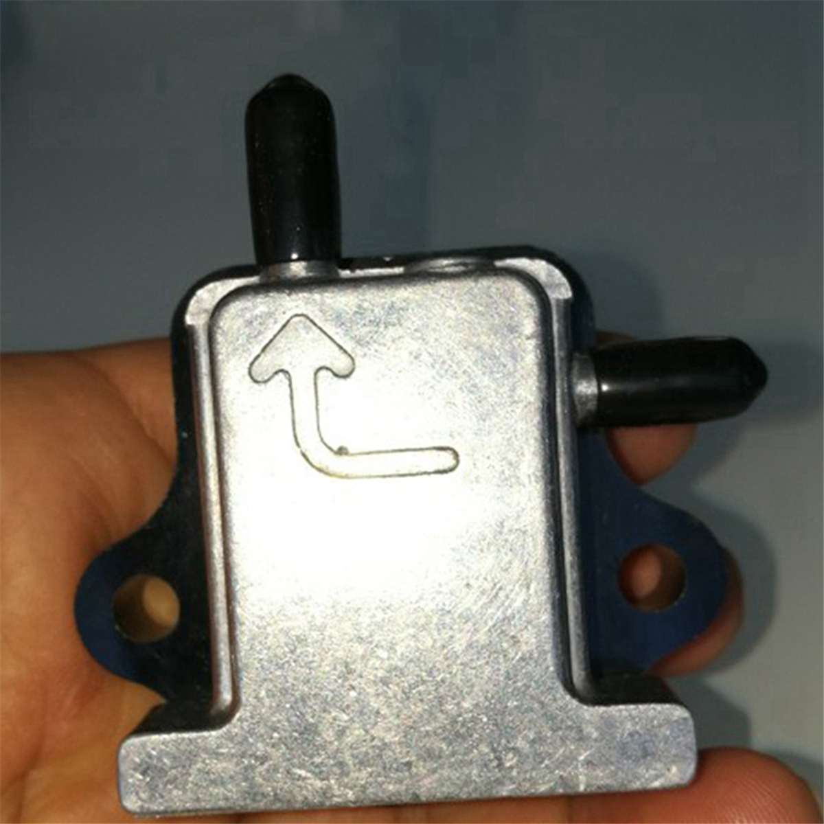 2 stücke 3h6-04000-7 803529 t06 kraftstoff pumpe für tohatsu mariner quecksilber außenbordmotor 4-9,8 hp