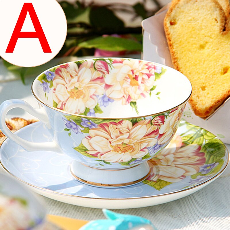 Kaffekopp sett ettermiddagste sett keramisk britisk rød te kopp underkop hjem sett utsøkt bein kina retro tekopp sett: En