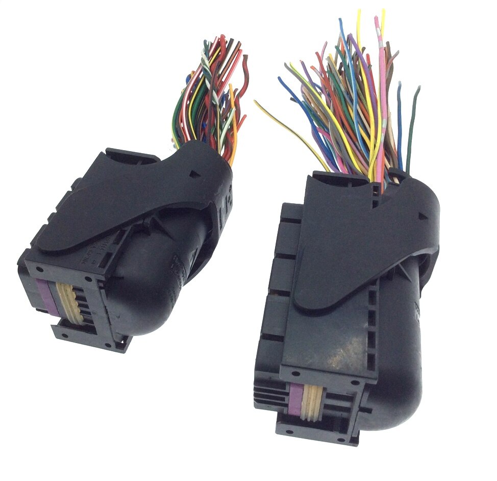 1pc used second hand 1pc for Bosch ECU EDC17/16 ECU board No. 1 plug 60pin 94pin plug female harness socket