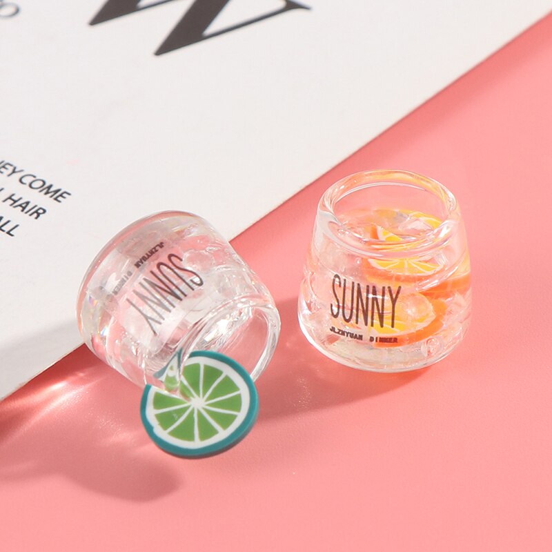1Pc 1:12 Miniatura casa delle bambole di Ghiaccio Tazza di Acqua mini Casa di Bambola Accessori per la Cucina di Nuovo ~