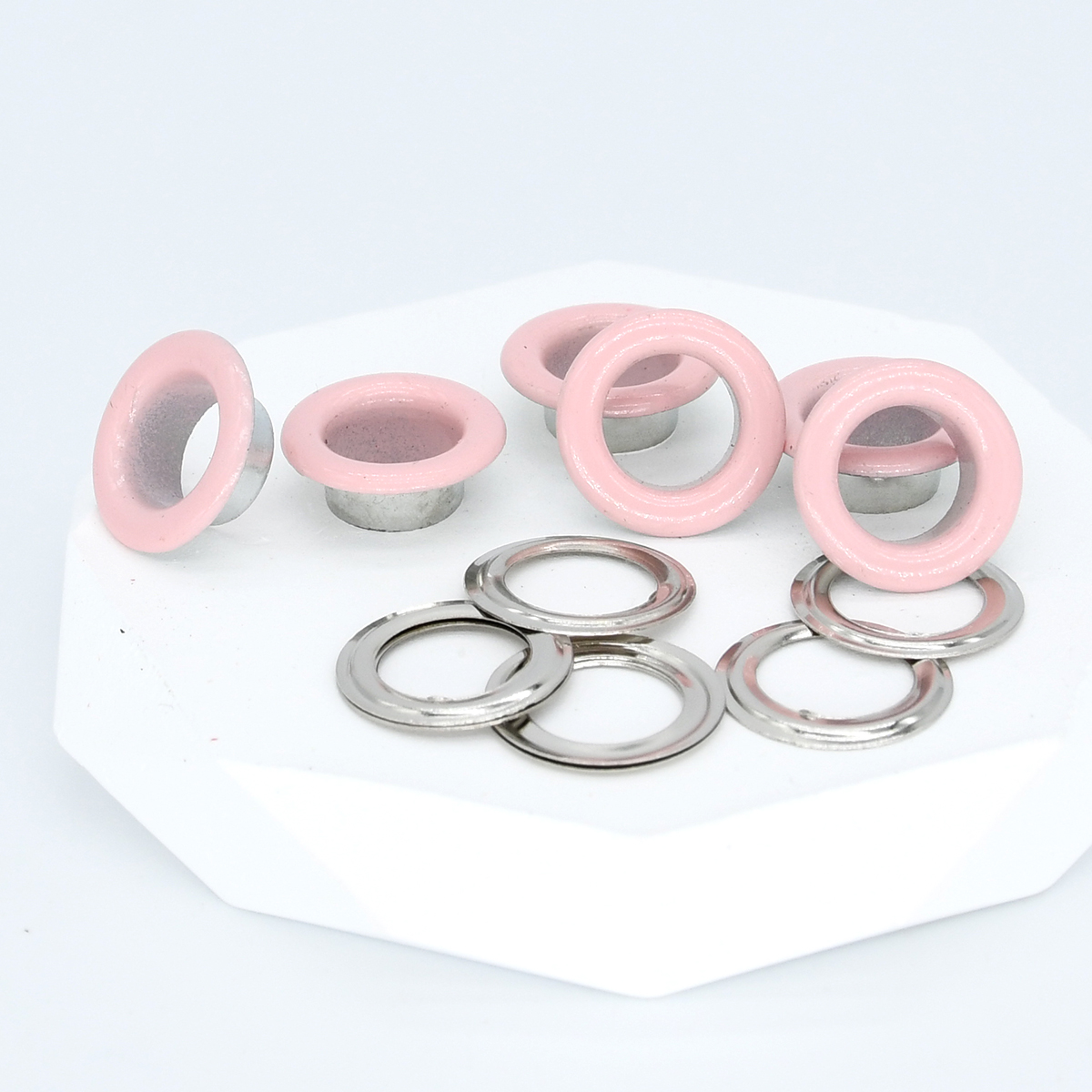 100 setzt 4,5 mm Ösen, Metallösen mit Unterlegscheibe für Kleidungsstück, Schuh, Gürtel, Hütte, Leder, Basteltasche, DIY-Reparaturteile, Zubehör: Schwarzes Nickel