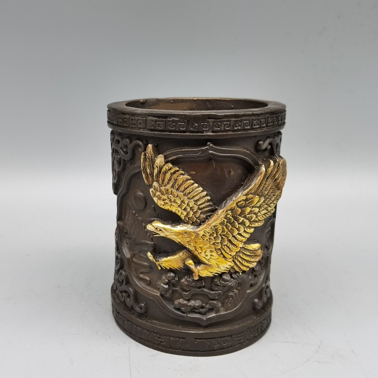 Chinese Oude Brons Gilt Eagle Pot Antieke Collectie Metalen Pot