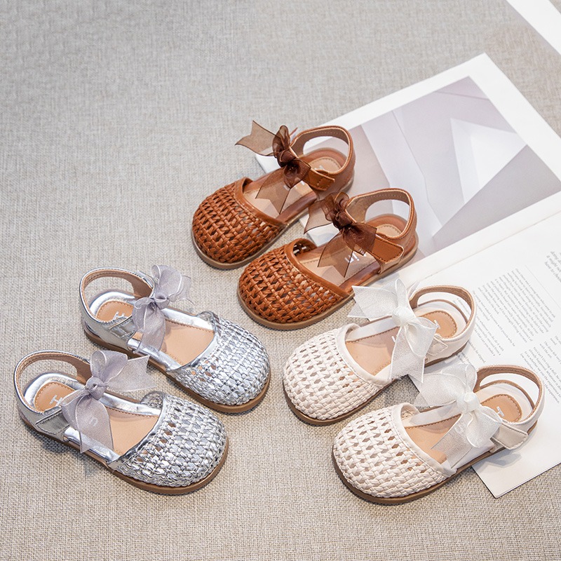 Gevlochten sandaal voor meisjes Prinses Zomerschoen Kind Zachte zool Dichte tenen Vlinder Strandschoen Kinderen Vrijetijdsschoen Beige Bruin Zilver