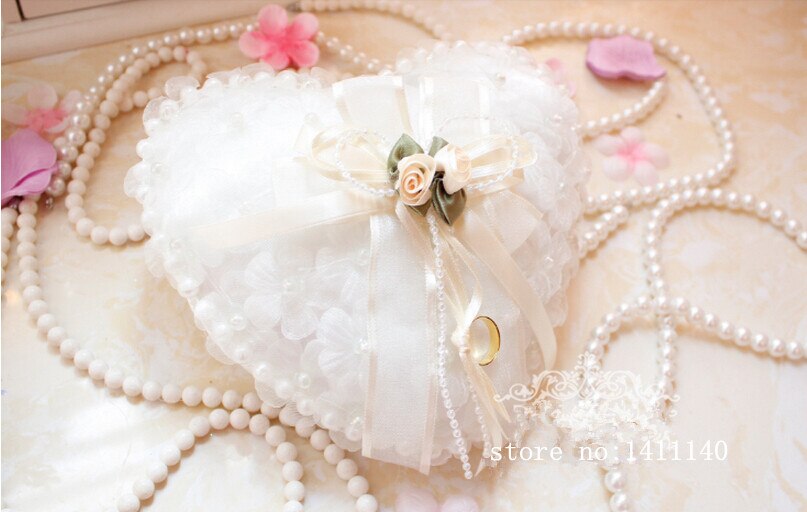 Vigselring kudde, vit ring kudde spets kristall ros vigsel hjärta ring box ring hållare